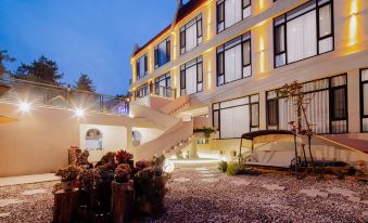 Hai Qianxun Boutique Resort & Hotel (Tiger Stone Seaside Park, Beidaihe)