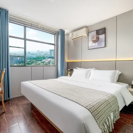 Eight Days Express Hotel (Yushu Yaodu North Avenue Branch)