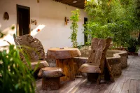 Tang Yunyi house B & B (Dunhuang YueYaQuan store)
