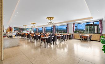 Vienna Classic Hotel (Kunming Airport Branch)