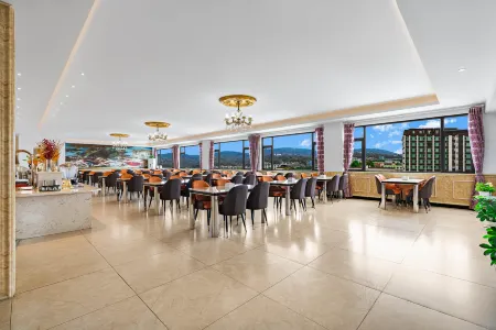 Vienna Classic Hotel (Kunming Airport Branch)