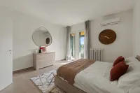 The Como Hillview Apartment by Aura Luxury Collection