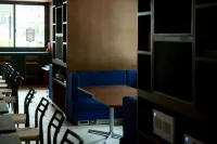 BASE LAYER HOTEL NAGOYA NISHIKI - 早餐