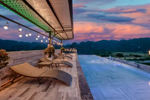 Vu Hotel Hotels in Ninh Nhat