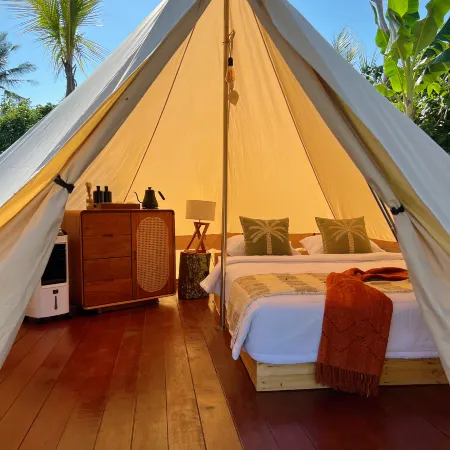 Kamanicamp