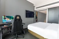 Moxi E-sports Hotel (Jiangmen Wanda Plaza Huiyue Rongcheng Store) - Esports