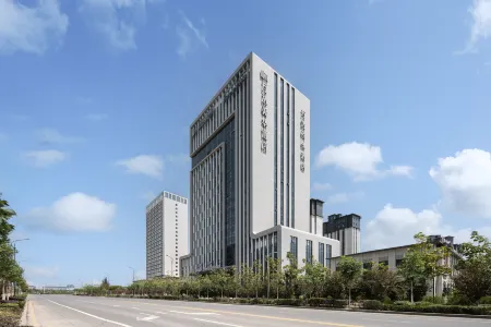 Wanda Moments Hotel, Aksu Airport