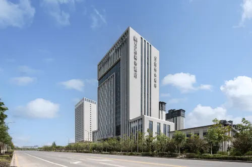 Wanda Moments Hotel, Aksu Airport Hotels in Aksu City