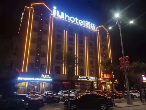 IU Hotel Hotels in Qi County