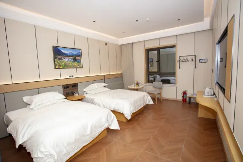 Ruoqiang Ciyou Chinese Inn Homestay (Loulan Cultural Park)