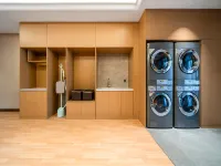 Vienna Hotel (Xuchang East Station Furong Lake Branch) Hotel a Xuchang