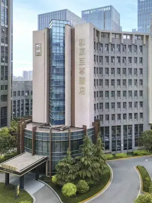 Heyi Supreme Hotel (Shenzhou Digital Technology Park Branch, Zhangba Si Road Subway Station, Xi'an) Hotéis em Xi'an