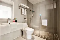 City Comfort Inn Hotel (Boluo Overseas Chinese School Tianhong Shopping Center)