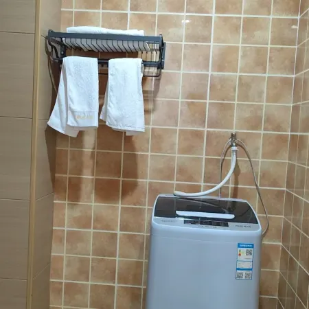 Jinshan Homestay (Seafood Street)