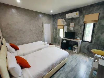 Ban-Kaeng Resort Отели рядом с достопримечательностью «Wat Si Phu Thok»