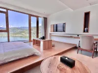 Jianshan Xihua Garden Hotels near Twelve Peaks of Wushan Mountain