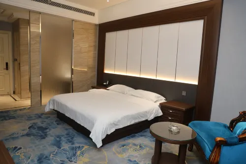Urban Garden Platinum Hotel (Yulin Dingbian Cultural Square) Отели в г. Динбянь