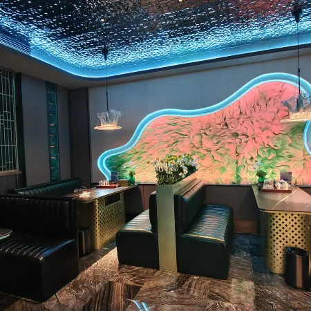Langyue Business Hotel