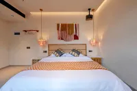 Yulin Homestay (Sanqingshan Tourist Highway) - balcony