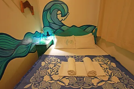 Gabby's Bed & Breakfast Отели рядом с достопримечательностью «Sisters of St Paul of Chartres Monument»