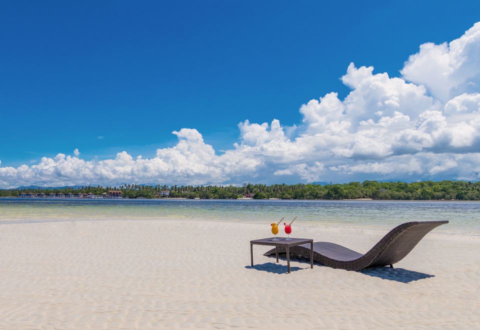 프린세사 가든 아일랜드 리조트의 멋진 야외 수영장 전경