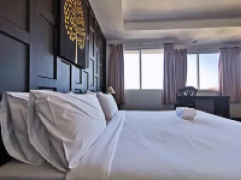 โรงแรมนานาบุรี โรงแรมในชุมพร