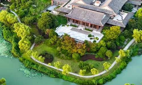 Yangzhou Seclusive Life Hot Spring Resort