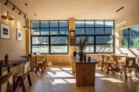 Zuowangshan Z·EPHON Luxury Homestay (Mount Siguniang Scenic Area)