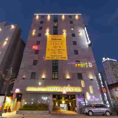 호텔 스테이 53 Hotel Exterior
