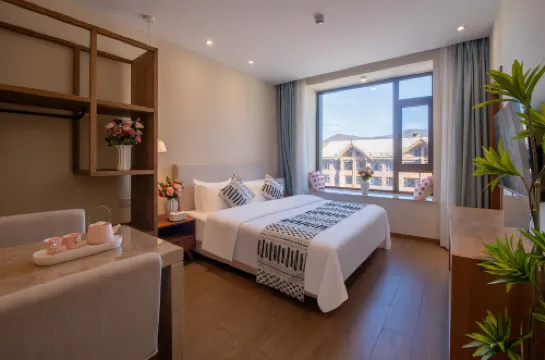 Xunjian · Snow World | The Beauty of The East Homestay (Beidahu Ski Resort Branch) Hotels in Yongji