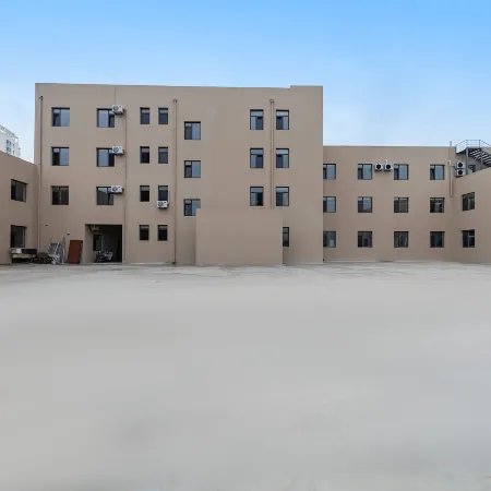 RUSHAN YUELAI  BUSINESS HOTEL