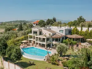 Doors Urla Hotel & Bungalows