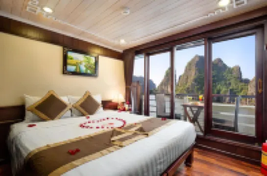 Le Journey 4 Star Ha Long Cruise 團洲住宿飯店