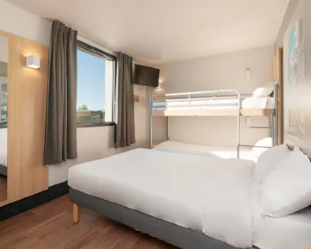 B&B HOTEL Pau Zénith Hoteles en Pau