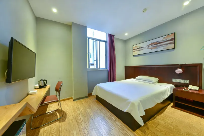 索菲軽宿ホテル(深セン蛇口旧街海上世界)