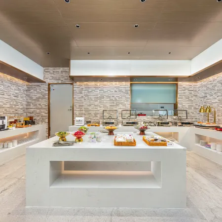 Lifeng Hotel (Boluo Yida City Plaza High-Speed Rail Station Branch)