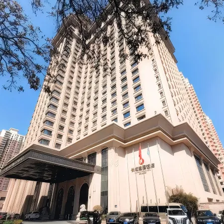 Great Wall Jianguo Hotel