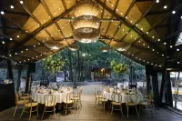 Zizai Pingjiang Wild Luxury Resort - فطور