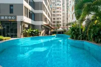 Huayi Hotel of Ledong - Pools