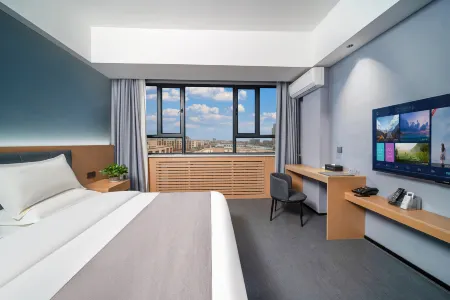 Houde Hotel (County Government Branch)