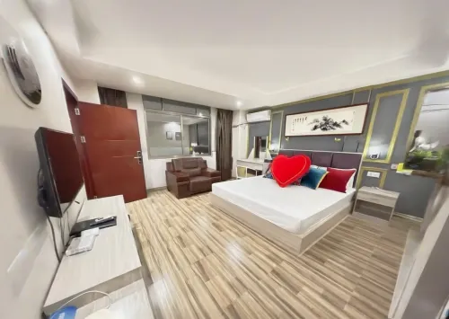 DONGQINGHOTEL