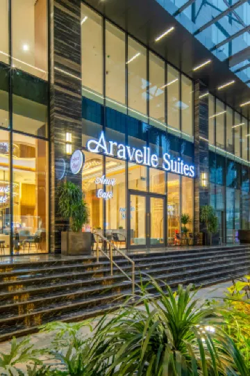 Aravelle Suites Các khách sạn gần Học viện Múa Việt Nam