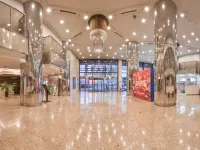 Royal Hotel Hotel in zona Mori Building