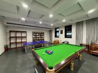 Xiao · ISVARA Designer Hotel (Huaihe Road Pedestrian Street) - Gym