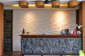 ザ トゥシタ ホテル