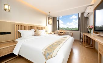 Zhuoyu Hotel (Suzhou Guanqian Street Pingjiang Street)