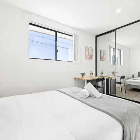Tranquil Rooms – Quick Walk to Bus & Local Amenities