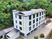 Hefeng Tujia Yinzhu Village Hotels in Hefeng