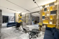 Echarm Hotel (Hechi Yizhou Municipal Center Plaza)