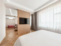 Home Inn & Hotels Ruibo Yun (Liaoyuan Station Front Bus Terminal and Ning Street Branch) Hotels in Liaoyuan
